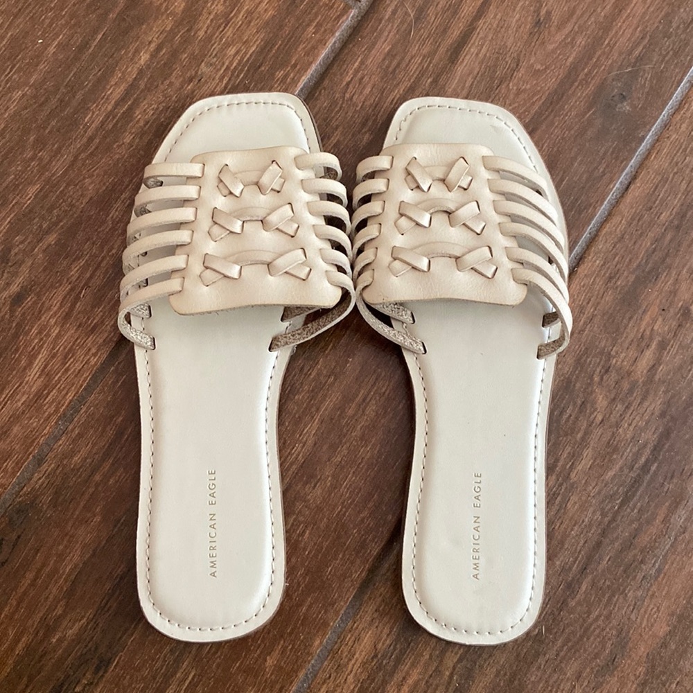 American Eagle huarache style sandals
